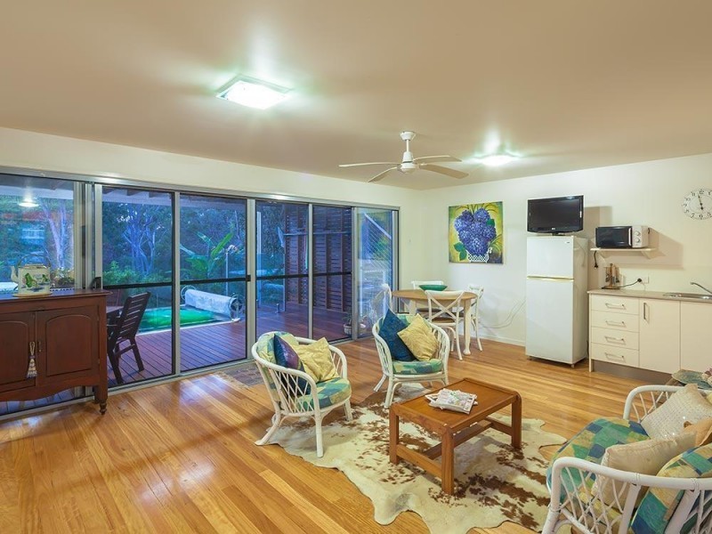 16 Woongar Street, Boreen Point QLD 4565