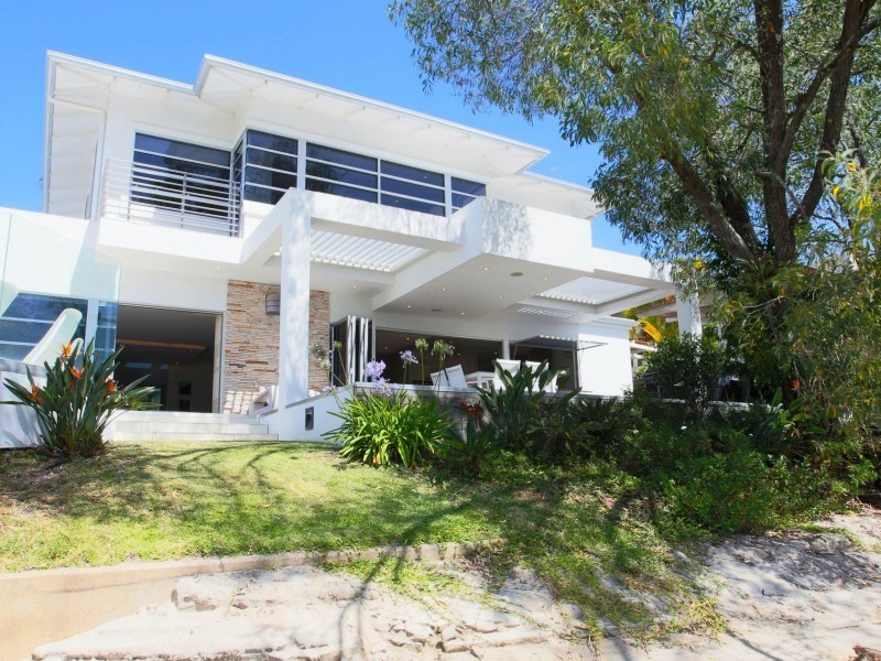 13 Wyuna Drive, Noosa Heads QLD 4567