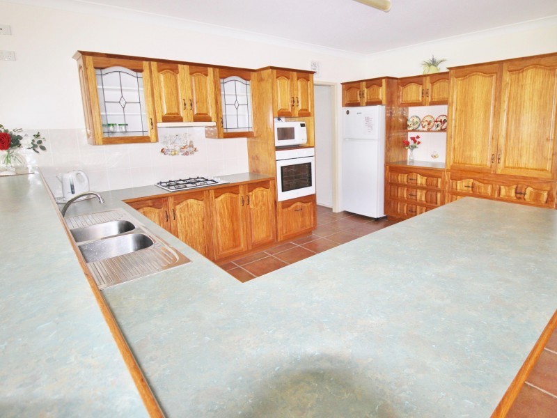 33 Roselea Road, Southside QLD 4570