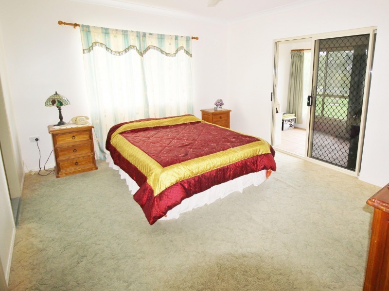 33 Roselea Road, Southside QLD 4570