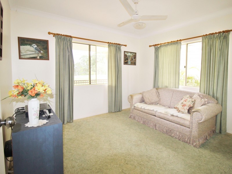 33 Roselea Road, Southside QLD 4570