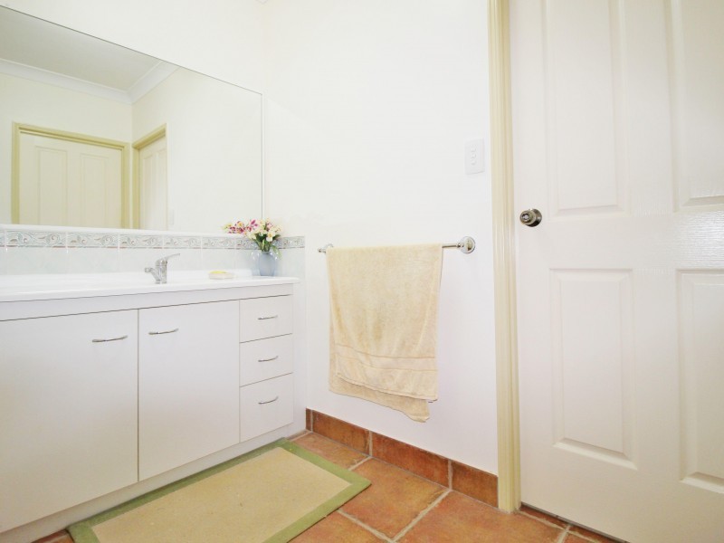 33 Roselea Road, Southside QLD 4570