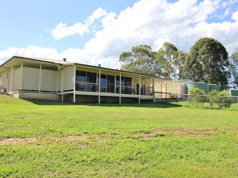 33 Roselea Road, Southside QLD 4570