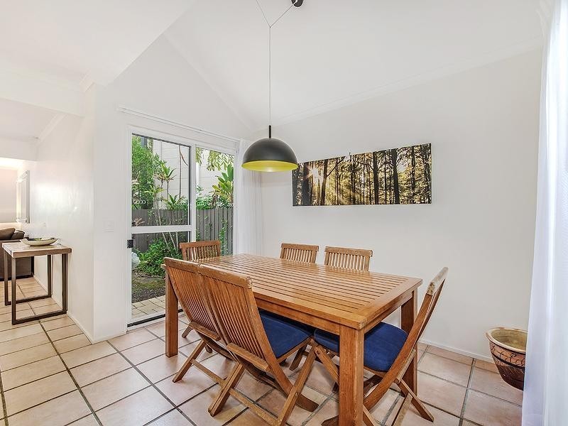 17/8 Munna Crescent, Noosaville QLD 4566