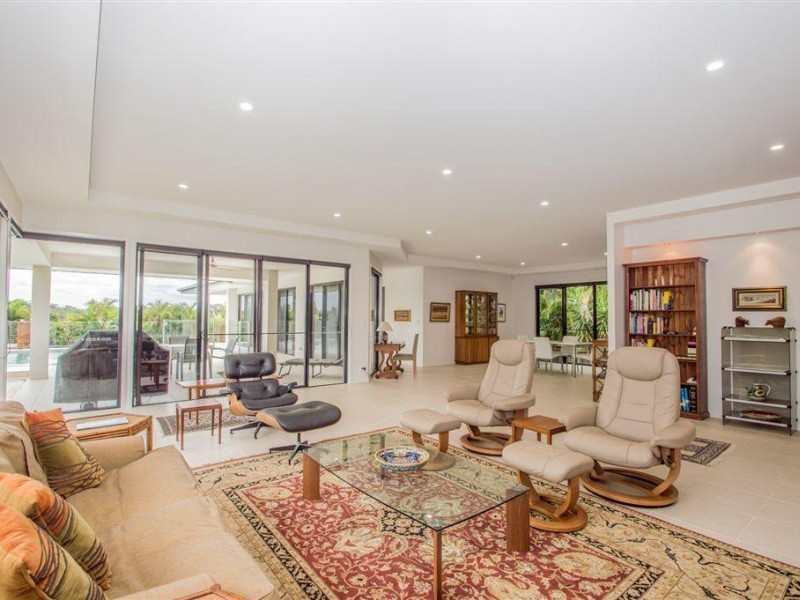 8 Nugan Court, Tewantin QLD 4565