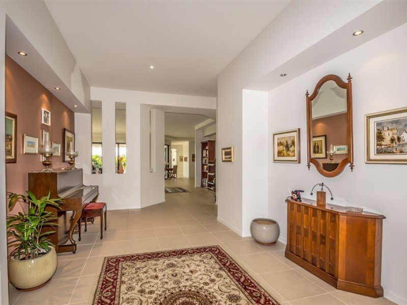 8 Nugan Court, Tewantin QLD 4565