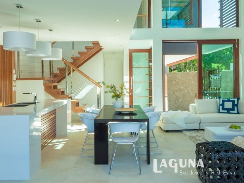 1 & 2/12 Howard Street, Noosaville QLD 4566