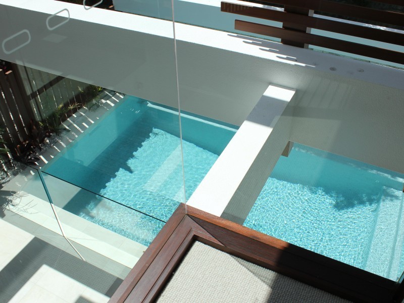 1 & 2/12 Howard Street, Noosaville QLD 4566