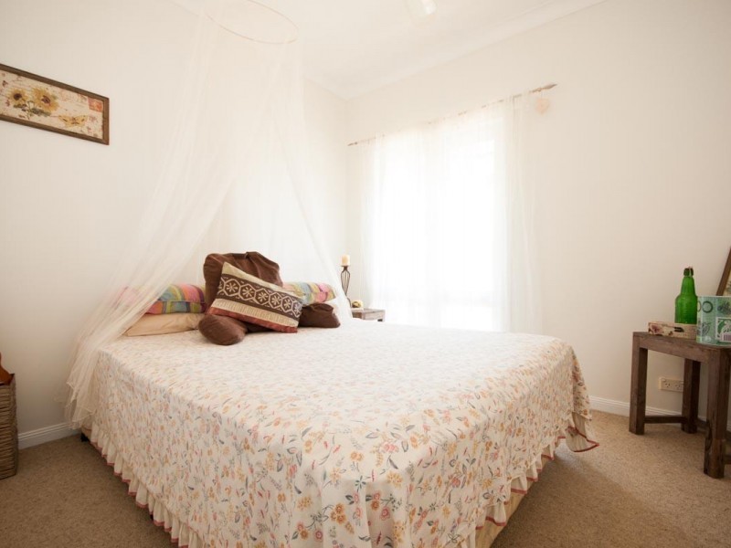 1 Burgess Drive, Tewantin QLD 4565