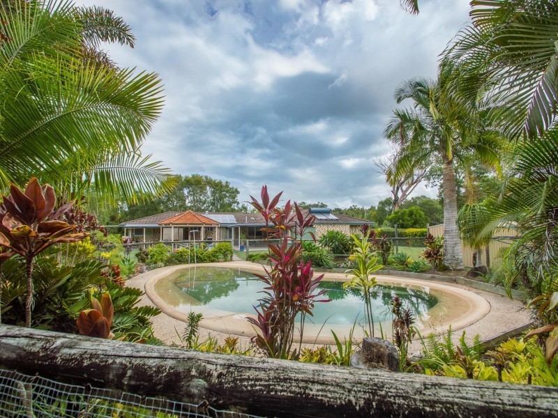 121 Woodhaven Way, Cooroibah QLD 4565