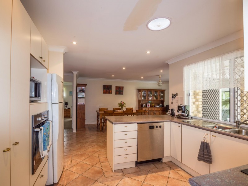 121 Woodhaven Way, Cooroibah QLD 4565