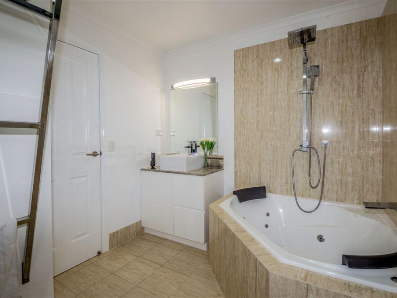 3 Lyndhurst Grove, Tewantin QLD 4565