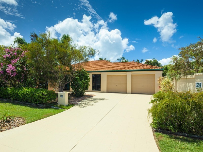 21 Stormbird Dr, Noosa Heads QLD 4567