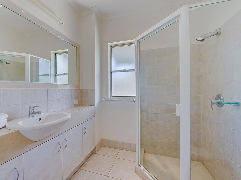 3/235 Gympie Terrace, Noosaville QLD 4566