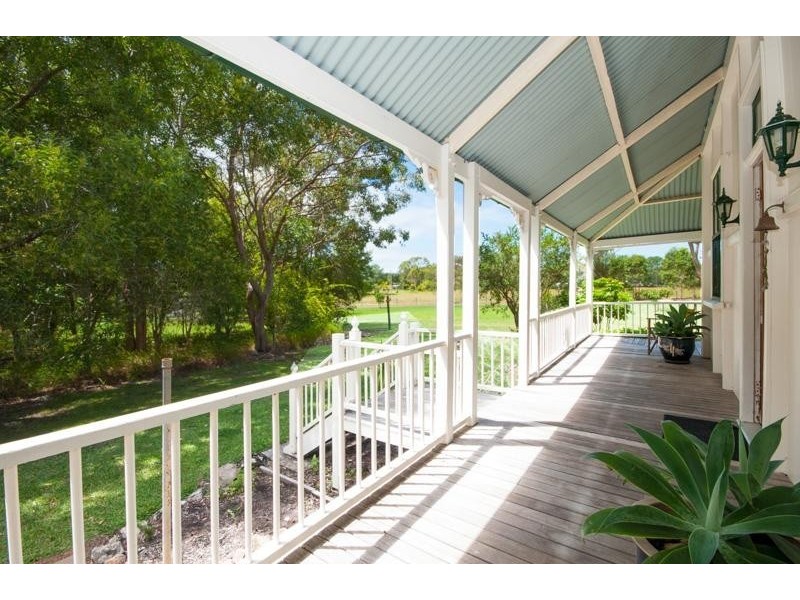 9 Yatama Place, Cooroibah QLD 4565