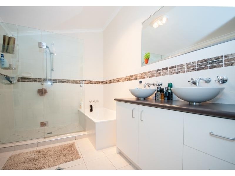 9 Yatama Place, Cooroibah QLD 4565