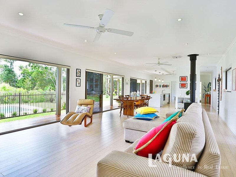 43 Highland Drive, Lake Macdonald QLD 4563