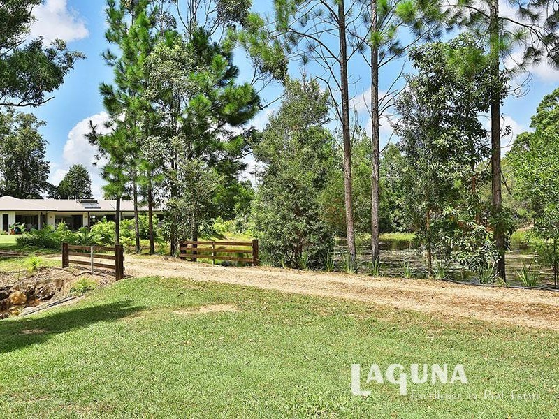 43 Highland Drive, Lake Macdonald QLD 4563