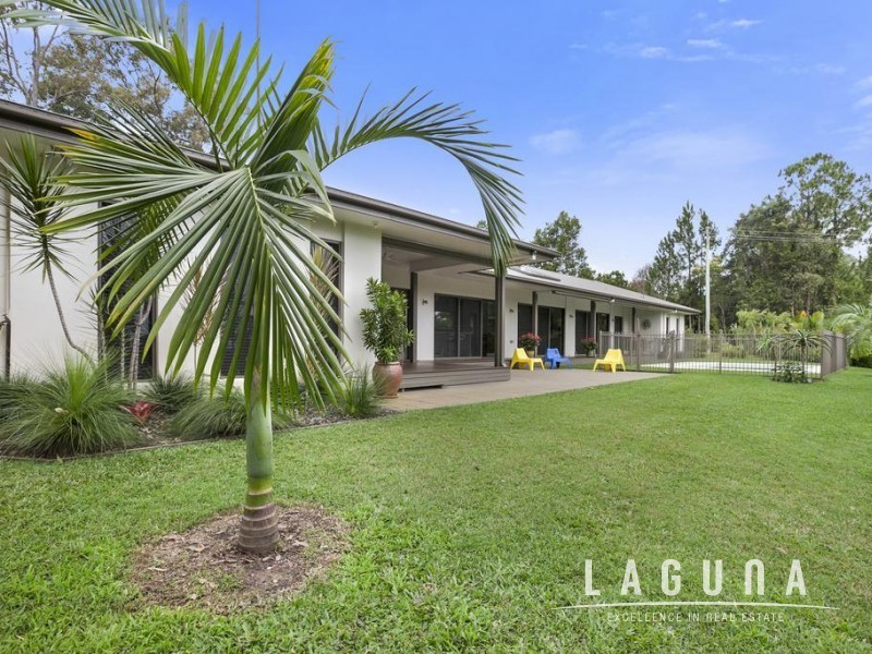 43 Highland Drive, Lake Macdonald QLD 4563