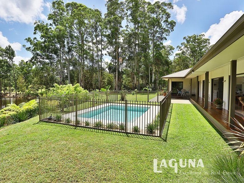 43 Highland Drive, Lake Macdonald QLD 4563