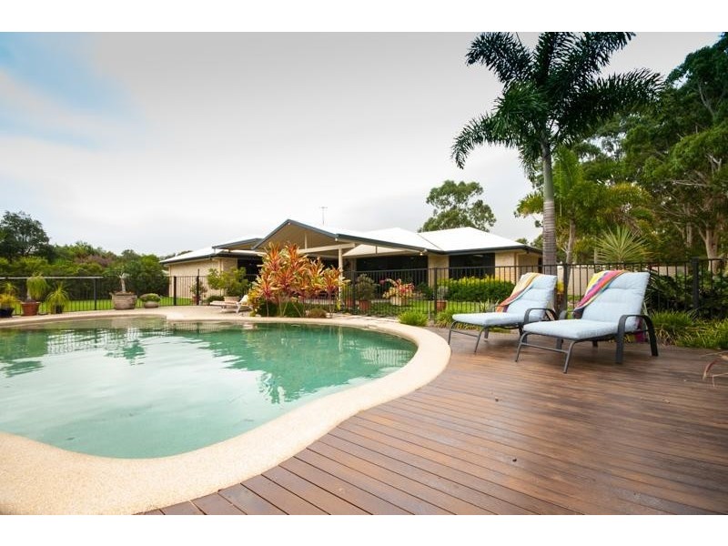 62 Coolah Place, Cooroibah QLD 4565