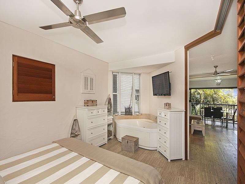 209/16 Noosa Drive, Noosa Heads QLD 4567