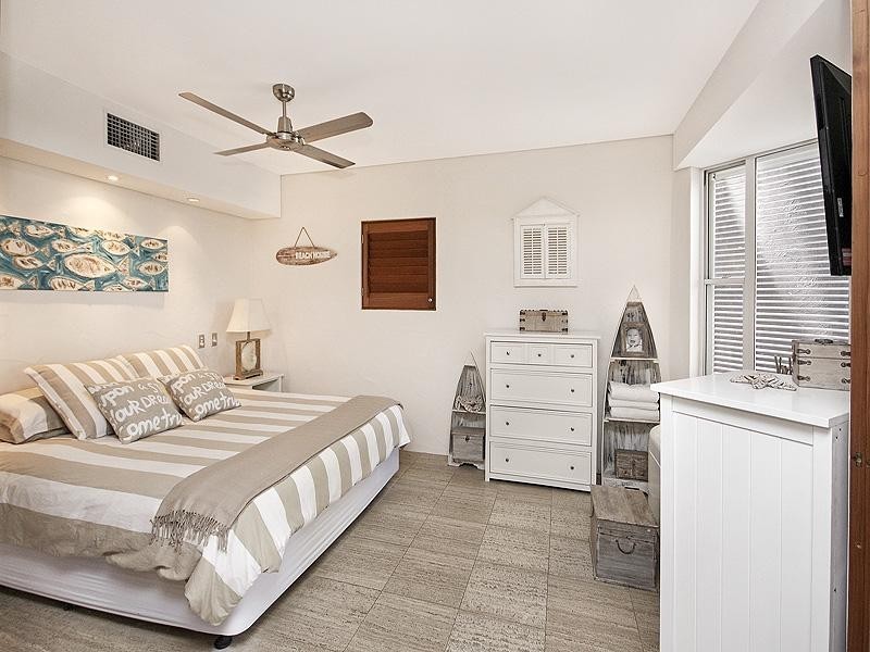 209/16 Noosa Drive, Noosa Heads QLD 4567