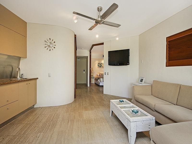 209/16 Noosa Drive, Noosa Heads QLD 4567