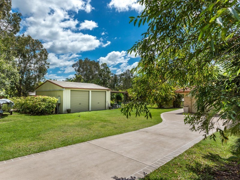 33 Coral Fern Drive, Cooroibah QLD 4565