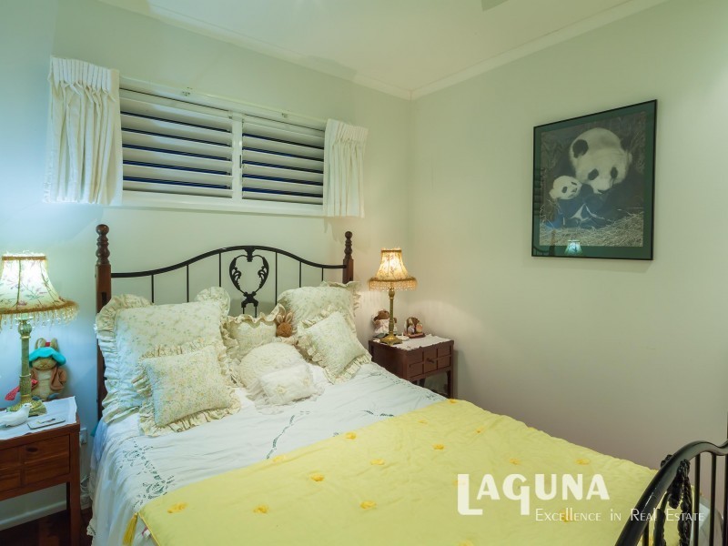 33 Morning Glory Drive, Cooroibah QLD 4565