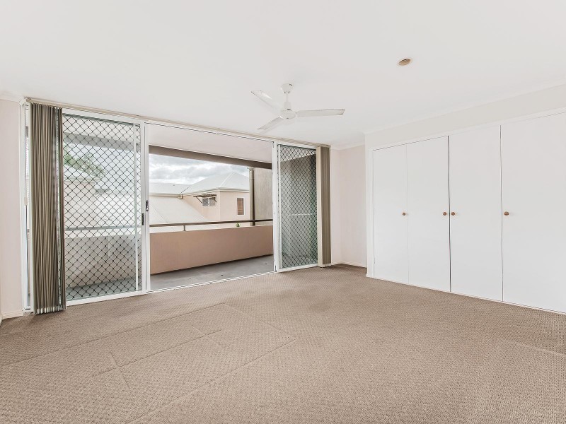 6/3 Advance Place, Sunrise Beach QLD 4567