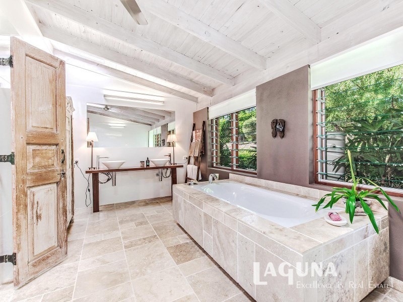 174 Valley Drive, Doonan QLD 4562