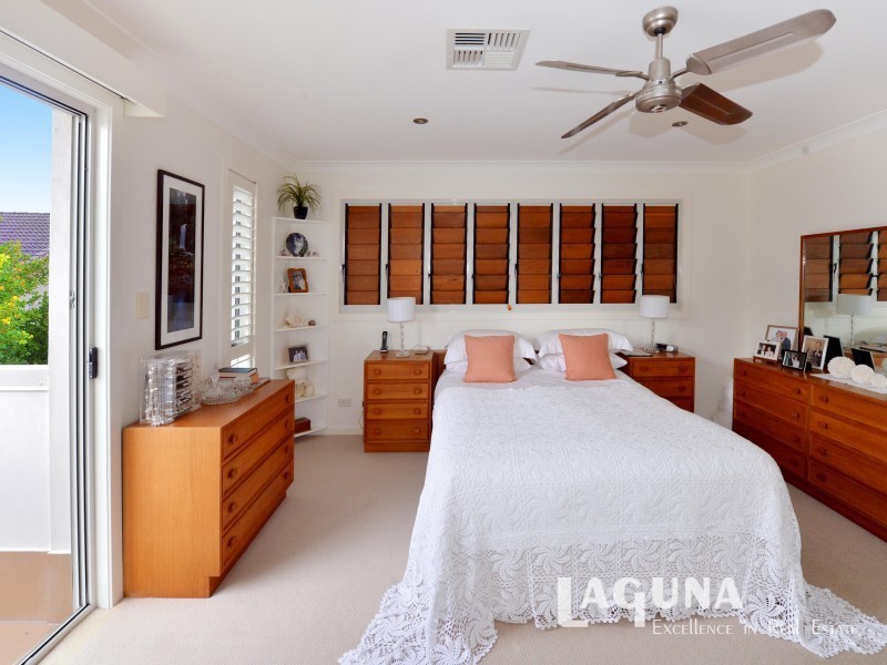 3/2 Lake Weyba Drive, Noosaville QLD 4566