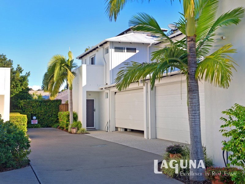 3/2 Lake Weyba Drive, Noosaville QLD 4566