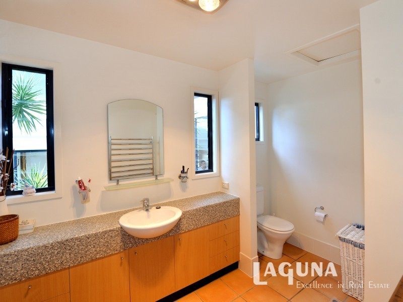 7 Mariners Place, Sunrise Beach QLD 4567