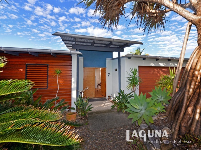 7 Mariners Place, Sunrise Beach QLD 4567