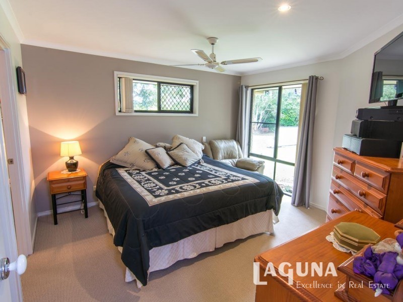 5 Tamarine Court, Cooroibah QLD 4565