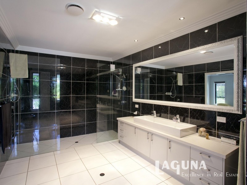 1 Exford Court, Cooroibah QLD 4565