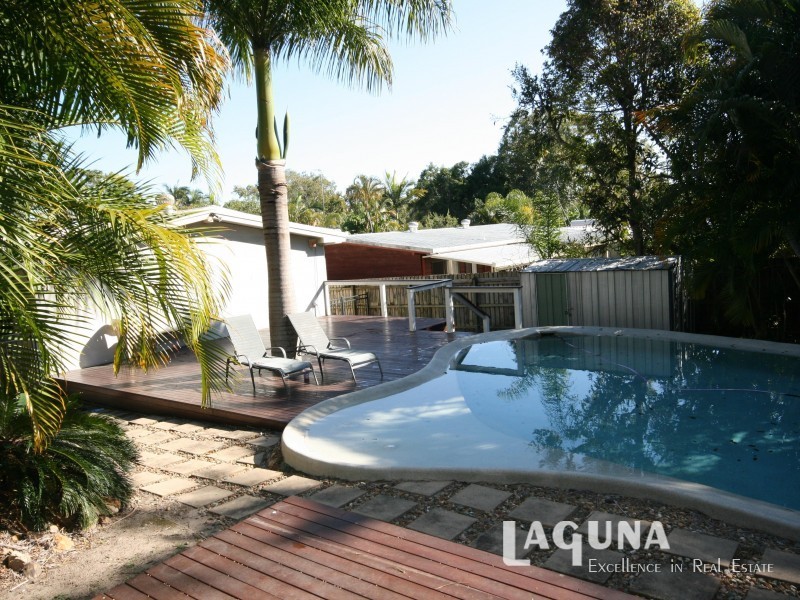 13  McNab Avenue, Tewantin QLD 4565
