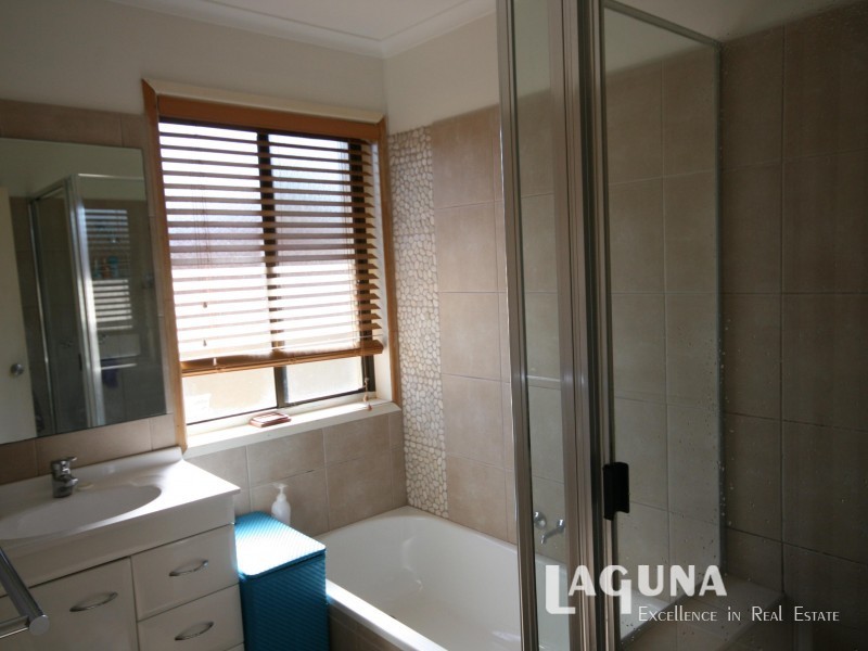 13  McNab Avenue, Tewantin QLD 4565
