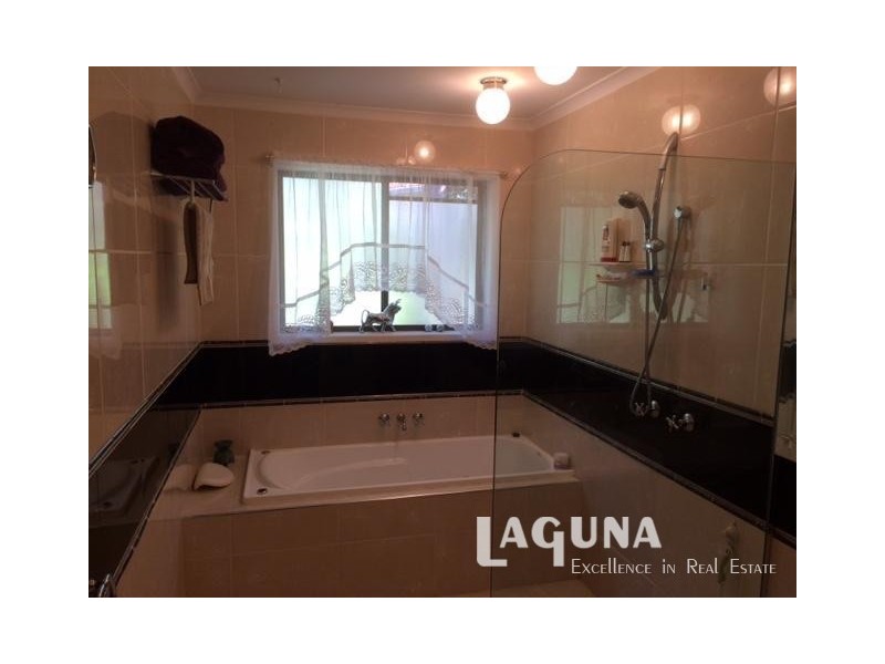 18 Oakland Drive, Tewantin QLD 4565