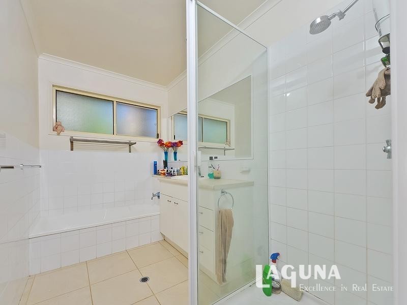 10 Hardy Street, Sunrise Beach QLD 4567
