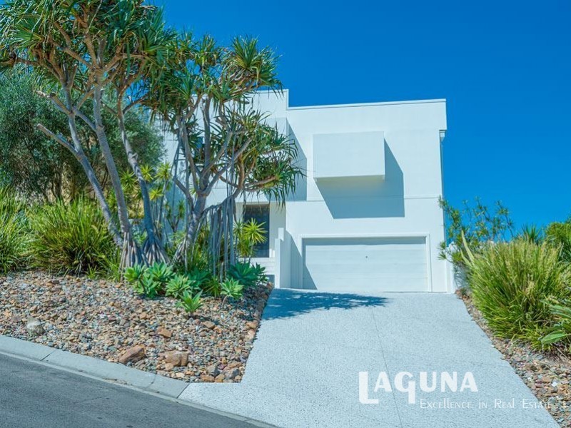 16 Captains Court, Sunrise Beach QLD 4567