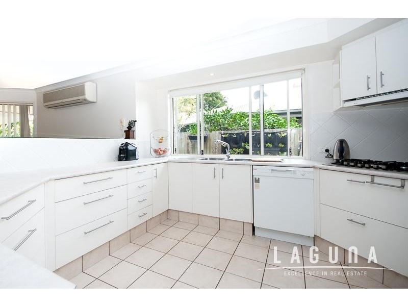 8 Club Court, Tewantin QLD 4565