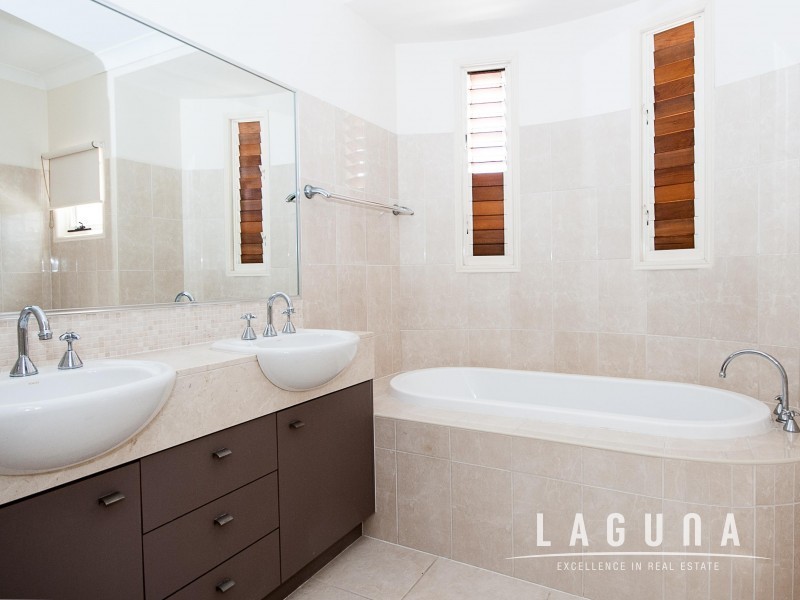 2/44 Ventura Street, Sunrise Beach QLD 4567