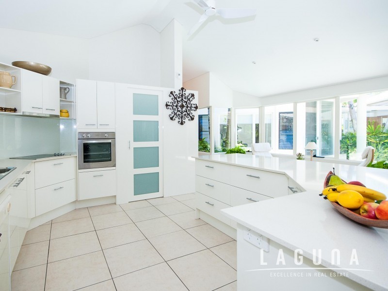 4 Shorehaven Drive, Noosa Waters QLD 4566