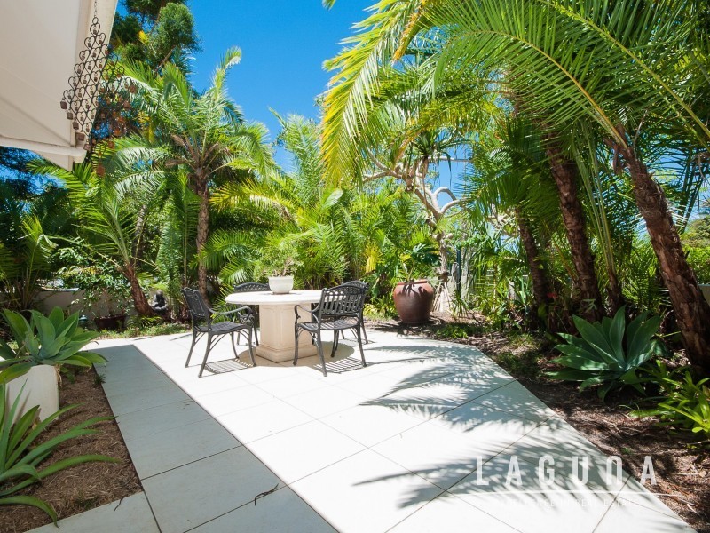 4 Shorehaven Drive, Noosa Waters QLD 4566