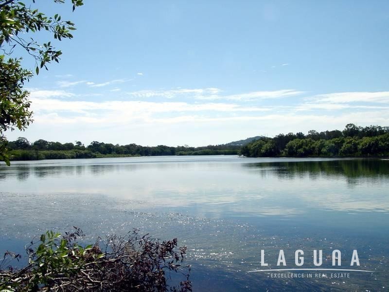 83 Lake Weyba Drive, Noosaville QLD 4566