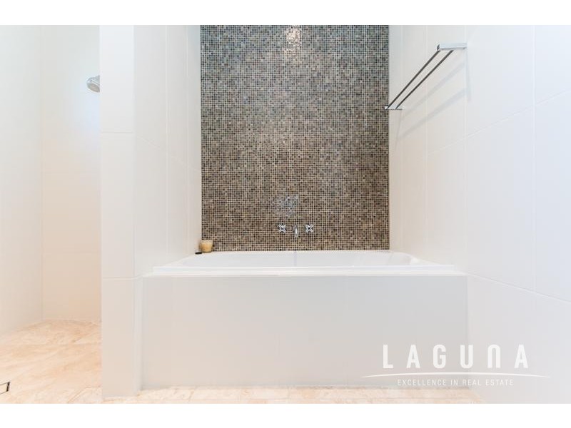 72 Ward Street, Tewantin QLD 4565