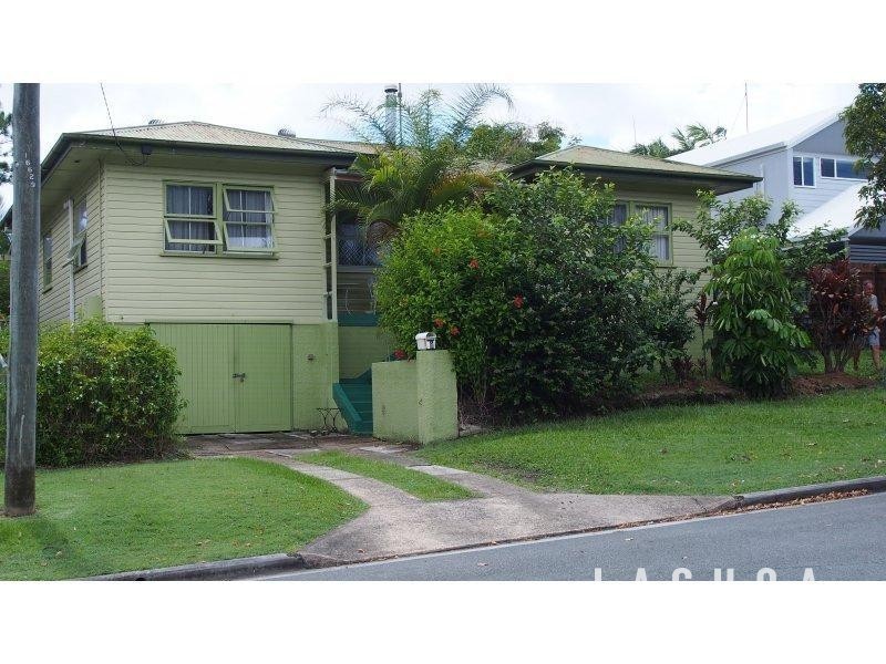 8 Doonella Street, Tewantin QLD 4565